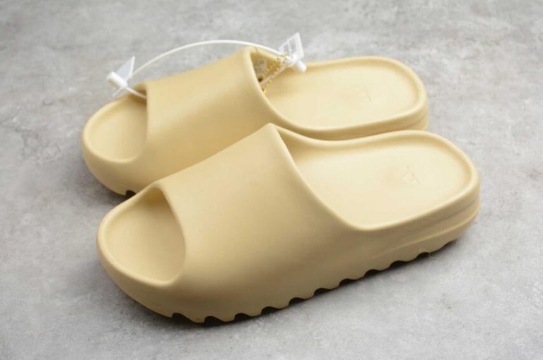 yeezy slide desert sand size 7