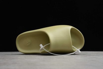 New Adidas Yeezy Slide Resin FX0494 1 416x277