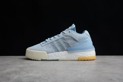 adidas iniki runner vista grey size